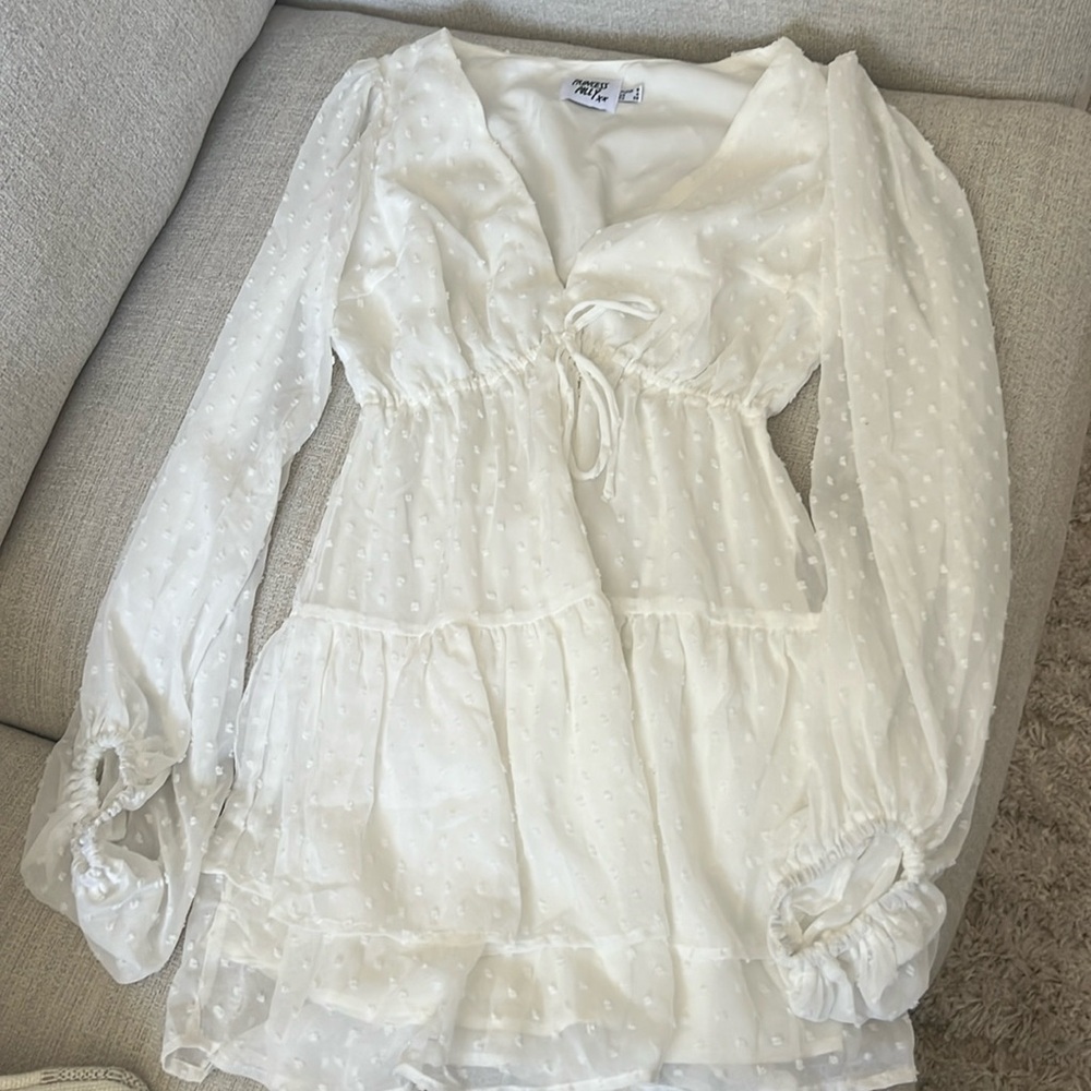princess polly dress in good condition. size 4